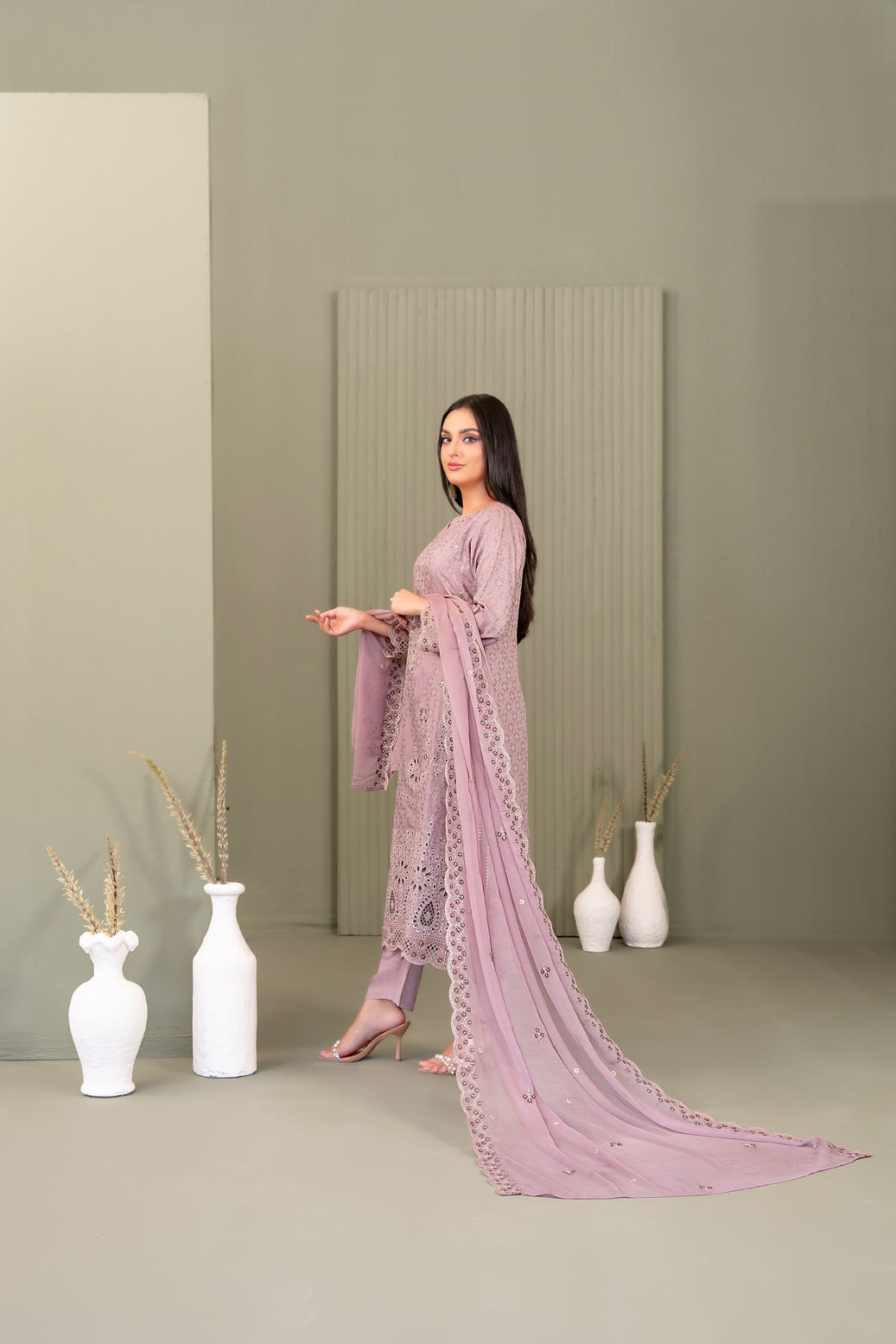 050A7011_b09cc64b-522d-43ee-988a-b0d67f758dd7(2)