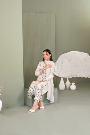 050A7138_63e34cd6-03fb-44f6-a71e-39755284a1dd(2)